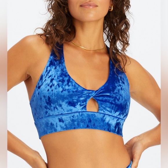 Fabletics 2 Piece Crushed Velour Velvet Twist Bra Leggings Set Blue Large - Picture 4 of 15